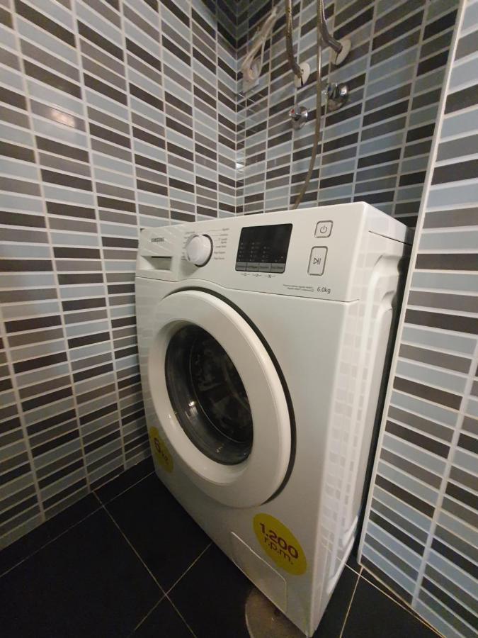 Carreteria Deluxe Apartment Malaga Bagian luar foto