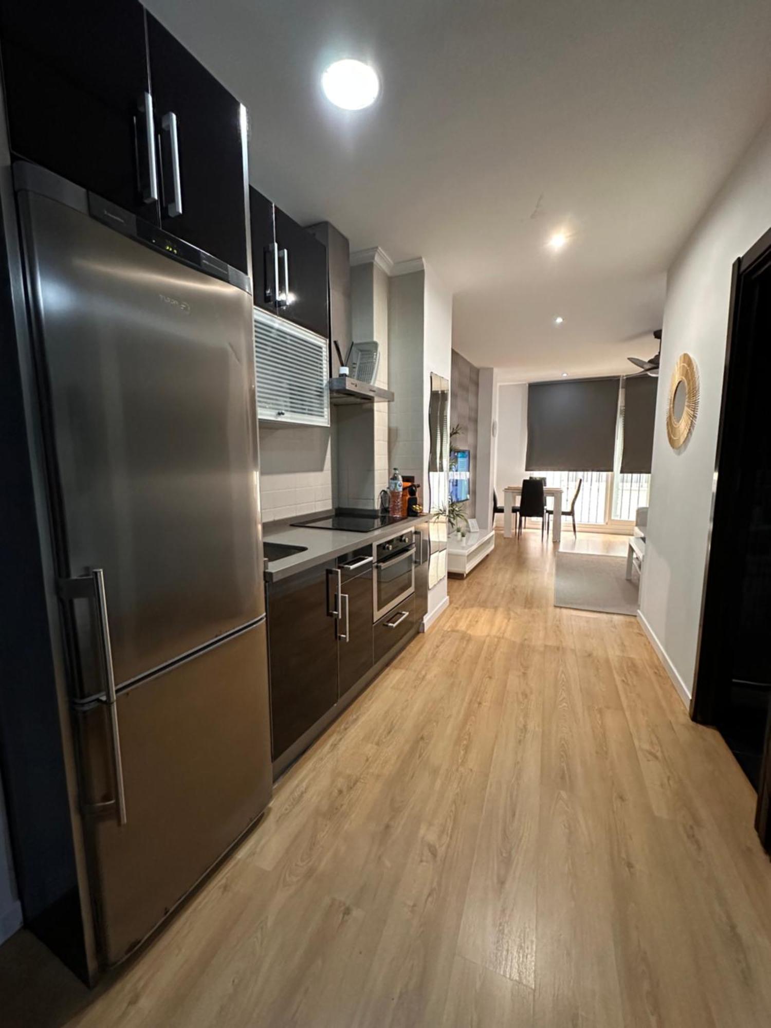 Carreteria Deluxe Apartment Malaga Bagian luar foto