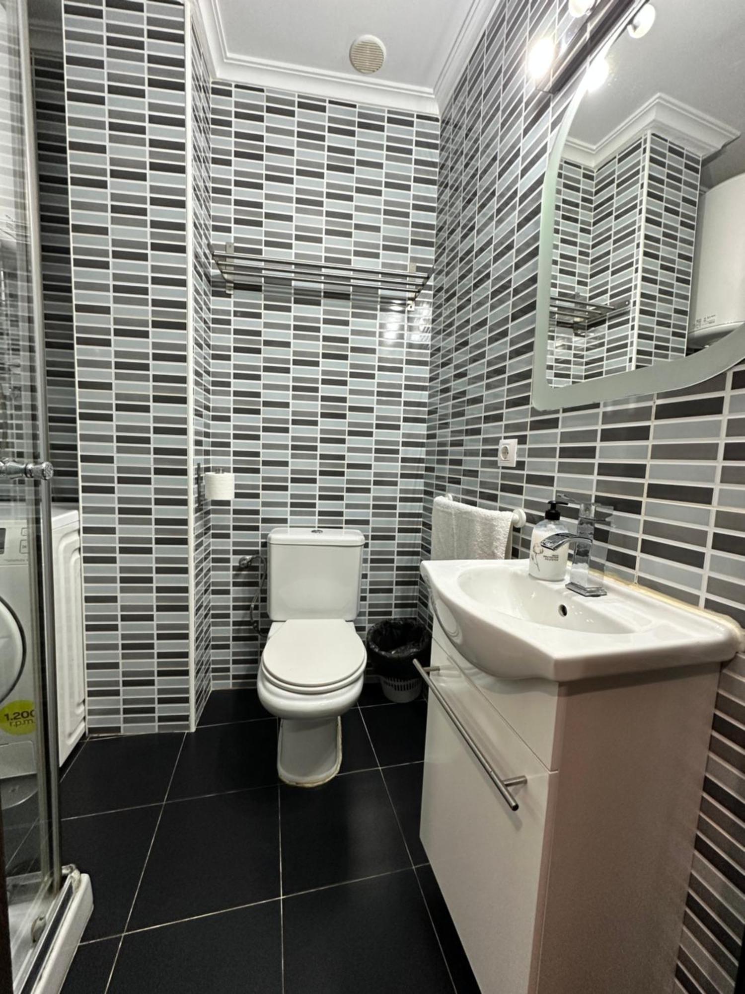 Carreteria Deluxe Apartment Malaga Bagian luar foto
